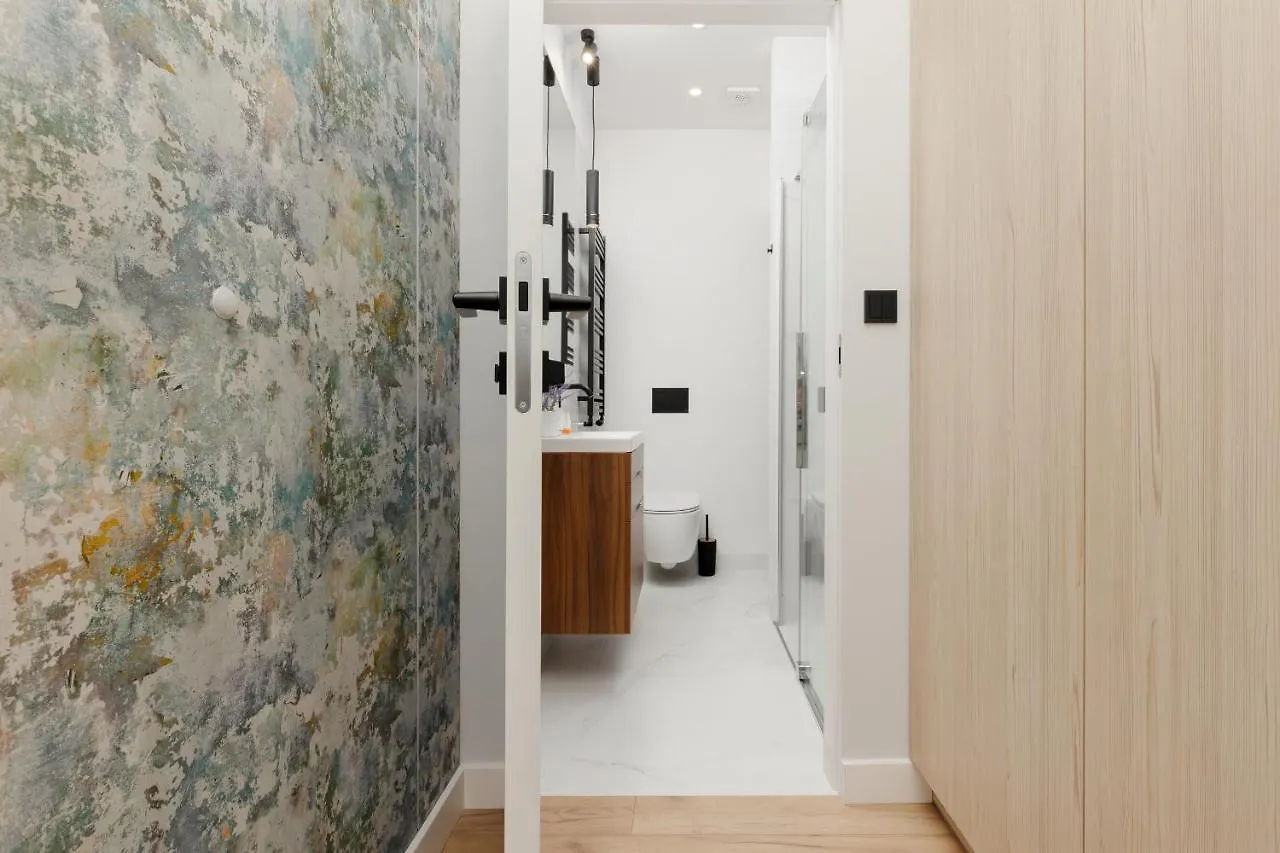 Warsaw Central Apartment 10 Min Walk From Palace Of Culture & Science By Noclegi Renters ポーランド
